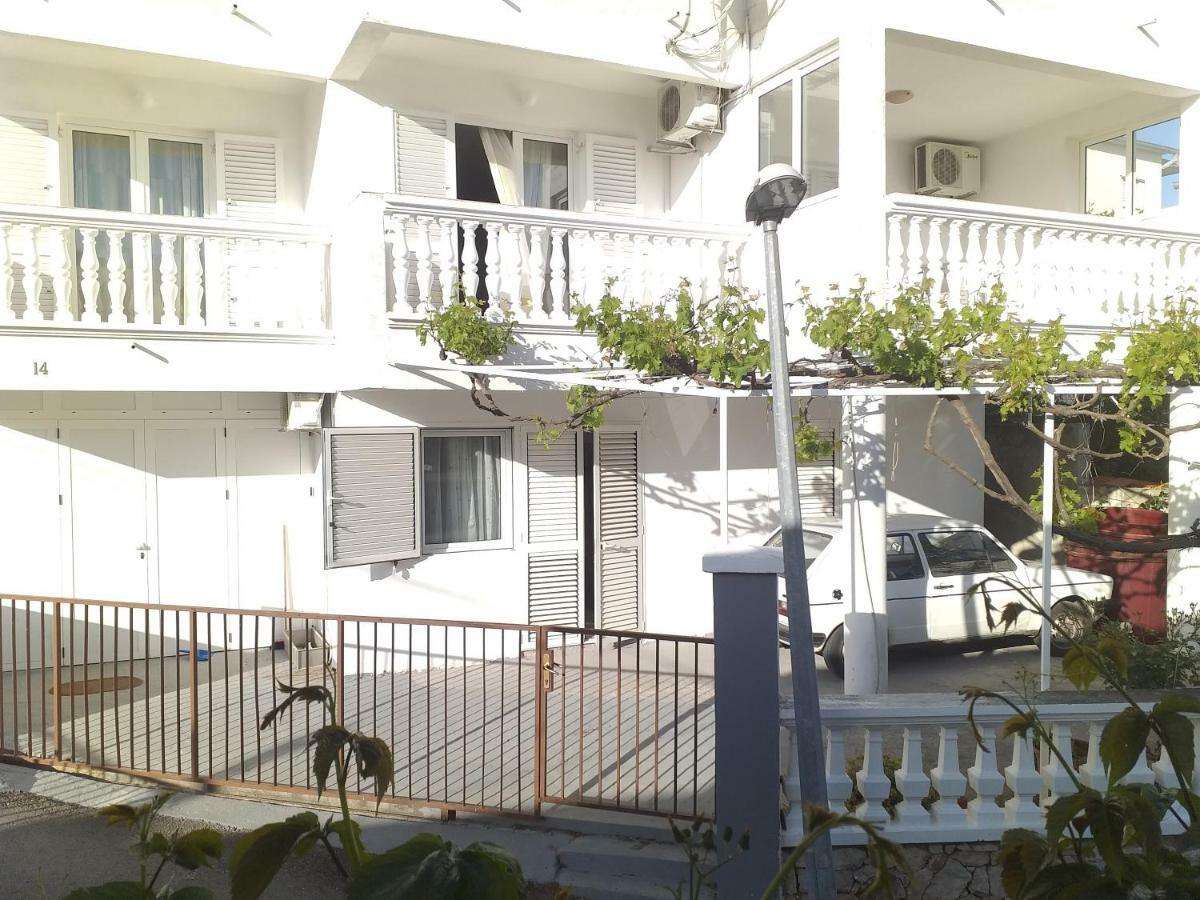 Ivan By The Sea Tribalj Exterior foto